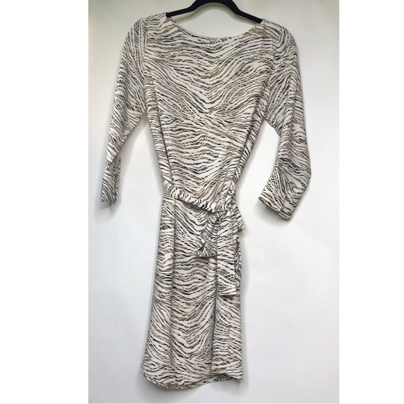 NWT H&M Animal Print 3/4 Sleeve Sheath Dress Sz Sm - Picture 2 of 11